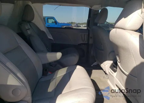 2017 Toyota Sienna Xle из США, поврежденный, VIN 5TDYZ3DC0HS803804